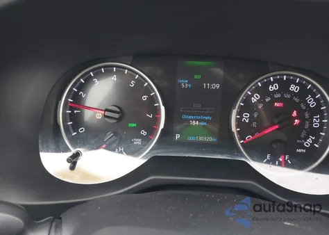 2021 Toyota Rav4 Xle z USA, uszkodzony, nr VIN 2T3P1RFV5MC246676